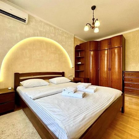 Apartpoltava Вишукані Просторі Апартаменти, Аграрний Університет, Звітна Документація Exterior photo
